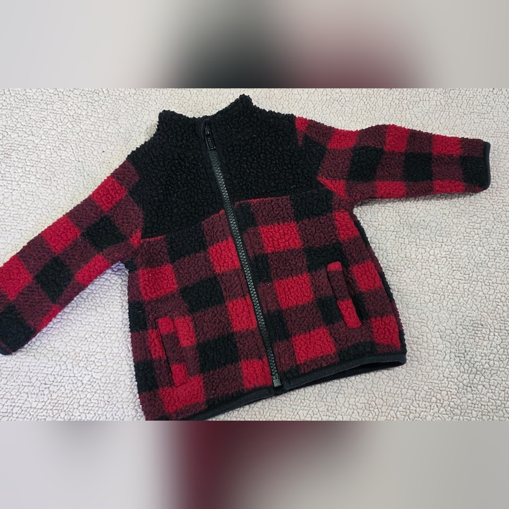 Old Navy Black And Red Fleece Jacket